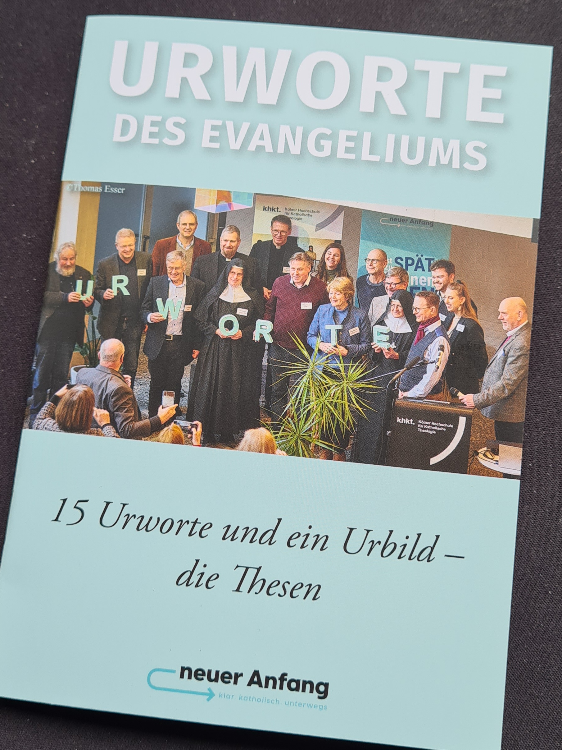 20250605_115926 Broschüre - Urworte