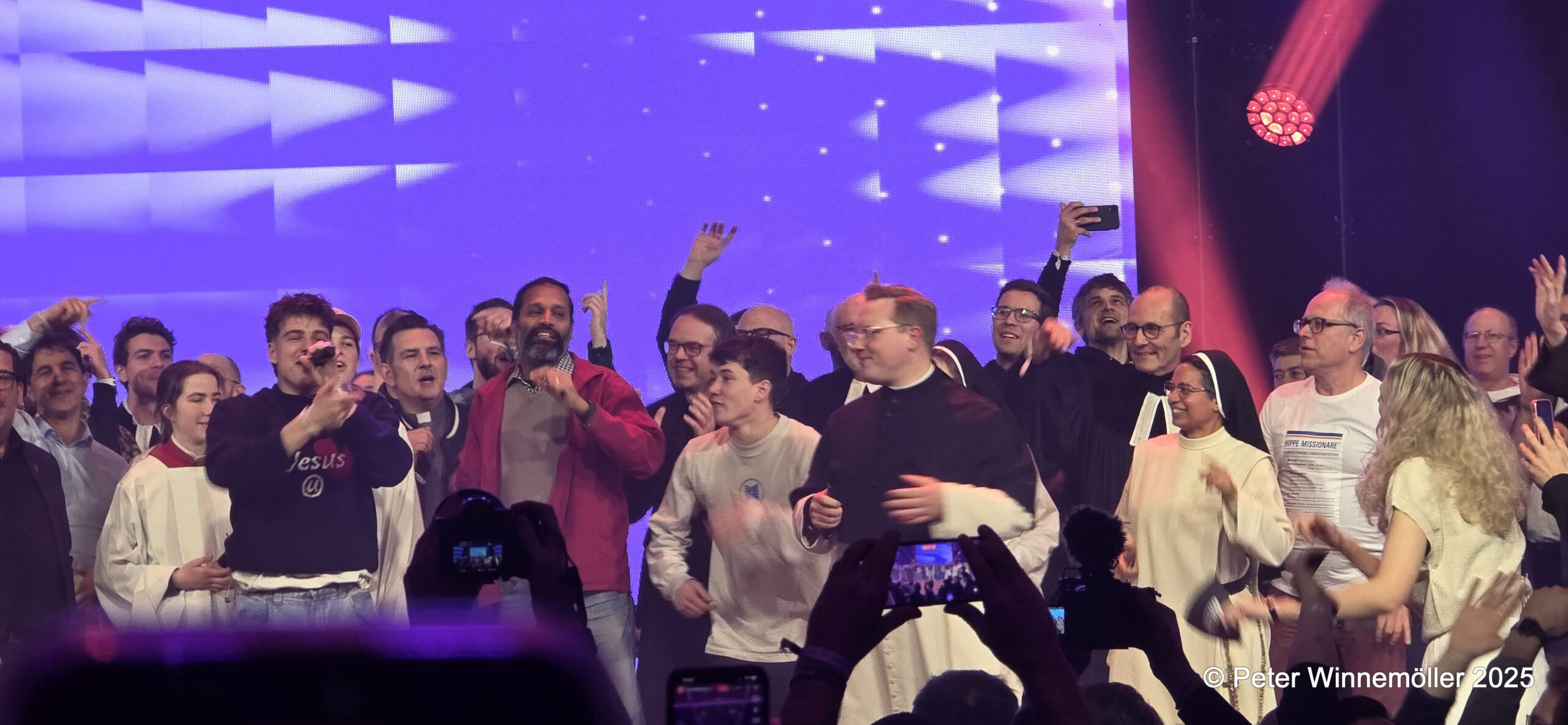 Die O’Bros ließen es sich nicht nehmen, mit dem Klerus zu rappen. Foto: Peter Winnemöller